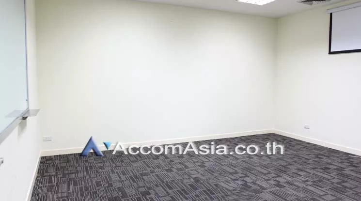 7  Office Space For Rent in Ploenchit ,Bangkok BTS Chitlom at President Tower AA15713
